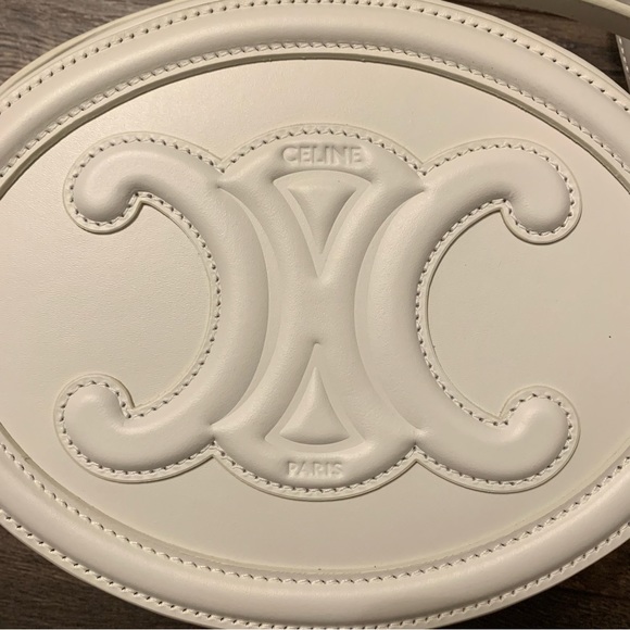 Celine Oval Bag Cuir Triomphe in White Smooth Calfskin - Picture 5 of 14